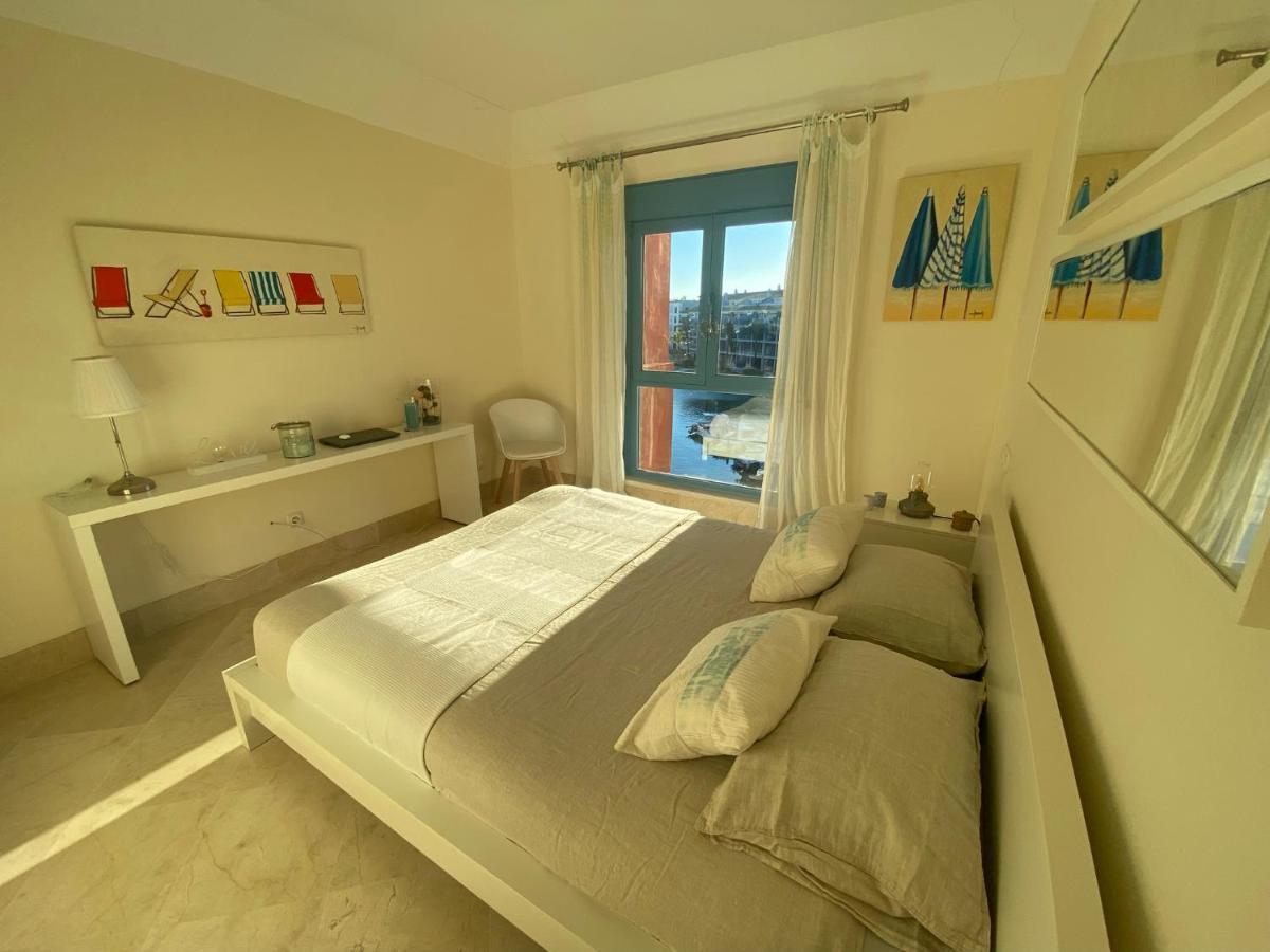 Apartamento Con Terraza Sobre La Marina De Sotogrande ซานโรเก ภายนอก รูปภาพ