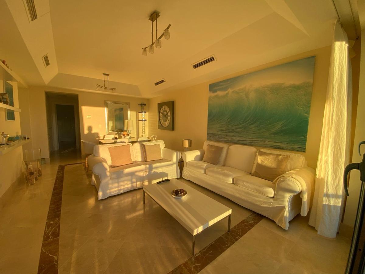 Apartamento Con Terraza Sobre La Marina De Sotogrande ซานโรเก ภายนอก รูปภาพ